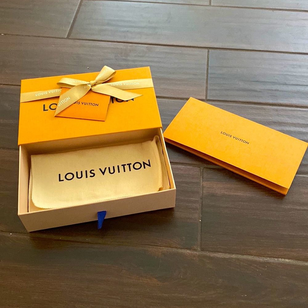 Authentic Louis Vuitton wallet box with ribbon, dust cloth and envelope